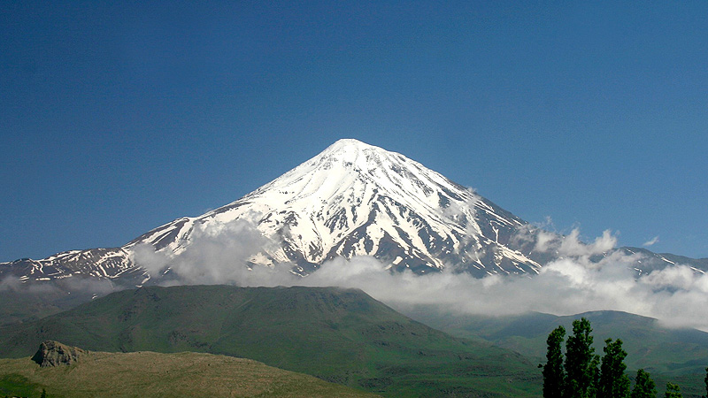 Berg Dena Iran